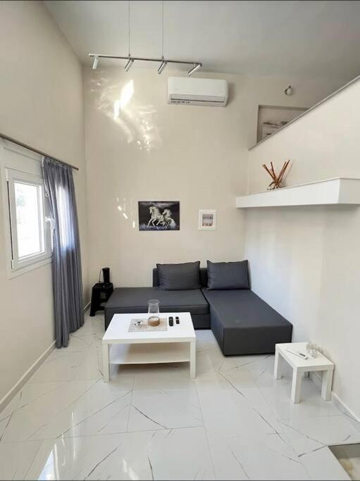 Chris Apartment With Loft Preveza Exterior photo